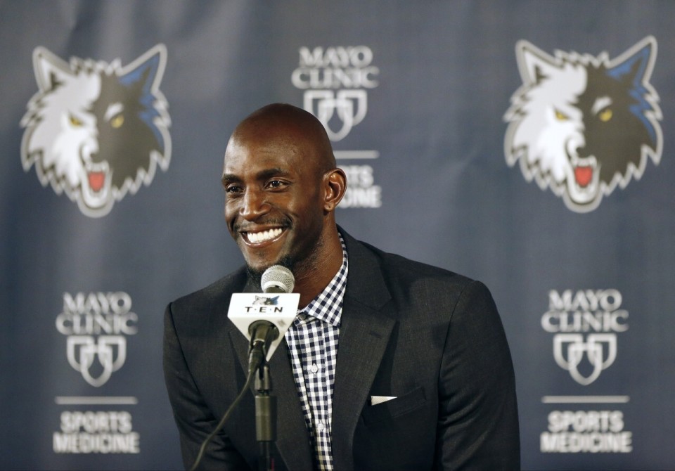 穆雷37+7遭遇里程悲，空砍全场最高分