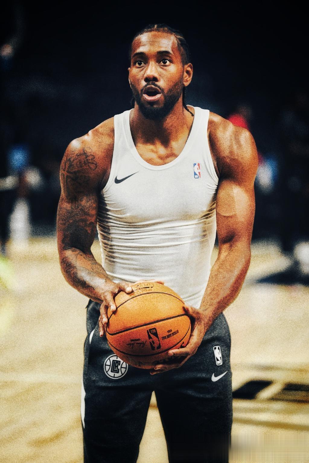 NBA：湖人险胜火箭 詹姆斯砍下全场最高分