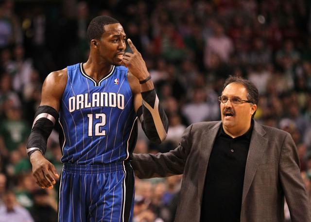 湖人120-119战胜步行者，赛后迎来2喜2忧，东契奇+里弗斯曝隐患！