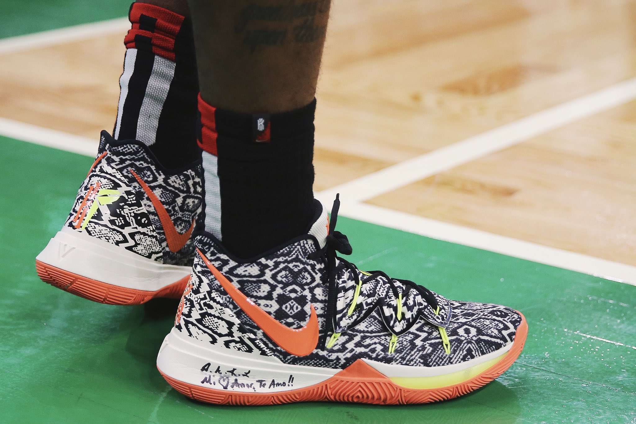 网球——ATP卡塔尔公开赛：朱利安·卡什／劳埃德·格拉斯普尔获得冠军